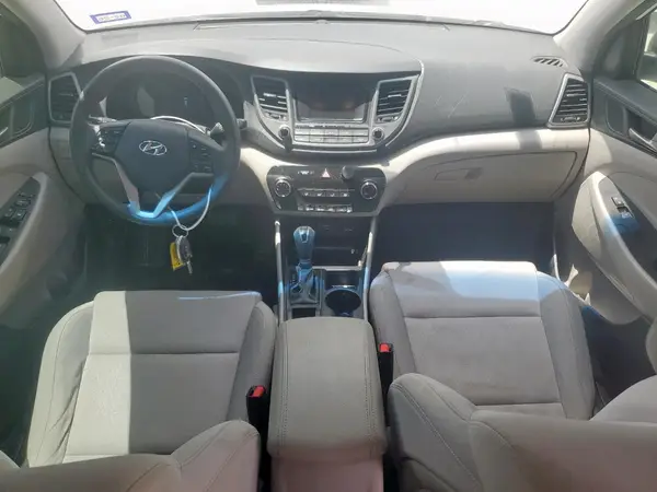 KM8J23A43JU684243 2018 HYUNDAI TUCSON - Image 8