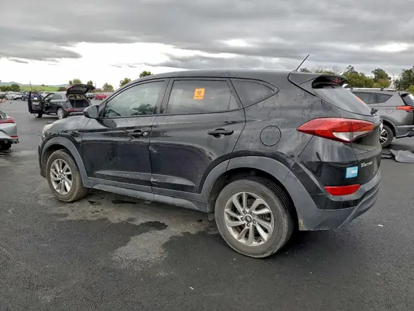 KM8J23A43JU706287 2018 HYUNDAI TUCSON - Image 2