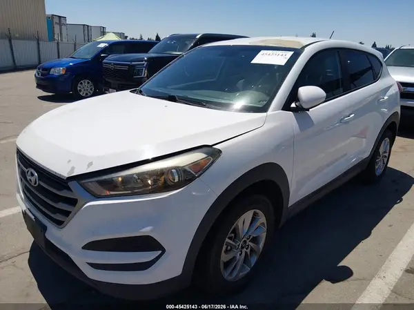 KM8J23A43JU710453 2018 HYUNDAI TUCSON - Image 2