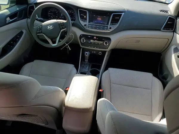 KM8J23A43JU732968 2018 HYUNDAI TUCSON - Image 8