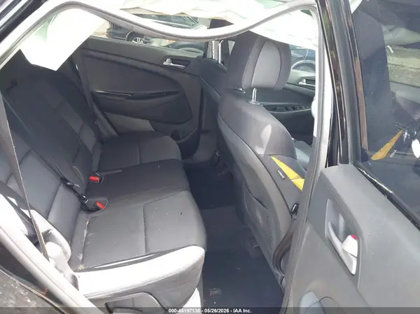 KM8J23A43JU738298 2018 HYUNDAI TUCSON - Image 8