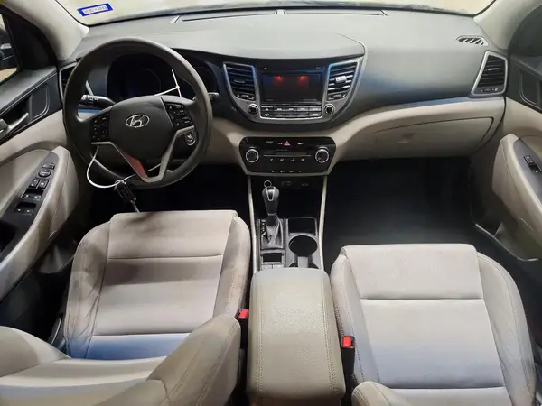 KM8J23A43JU743467 2018 HYUNDAI TUCSON - Image 8