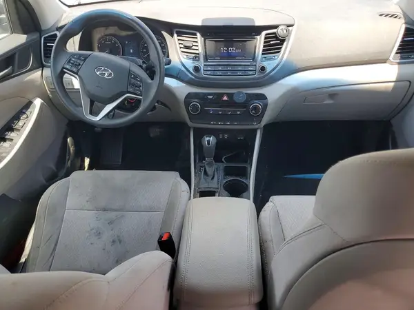 KM8J23A43JU752265 2018 HYUNDAI TUCSON - Image 8