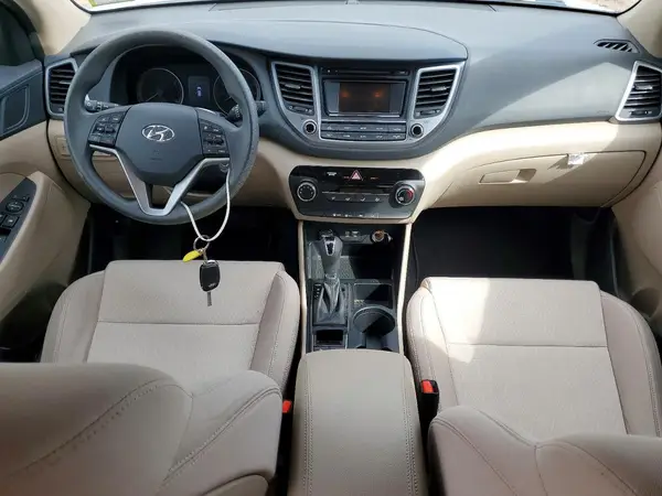 KM8J23A43JU775027 2018 HYUNDAI TUCSON - Image 8