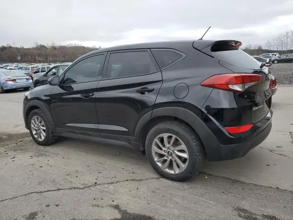 KM8J23A43JU801447 2018 HYUNDAI TUCSON - Image 2