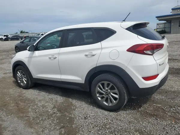 KM8J23A43JU808267 2018 HYUNDAI TUCSON - Image 2