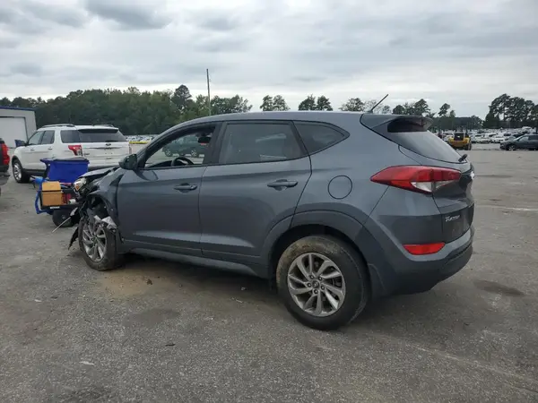 KM8J23A43JU808897 2018 HYUNDAI TUCSON - Image 2