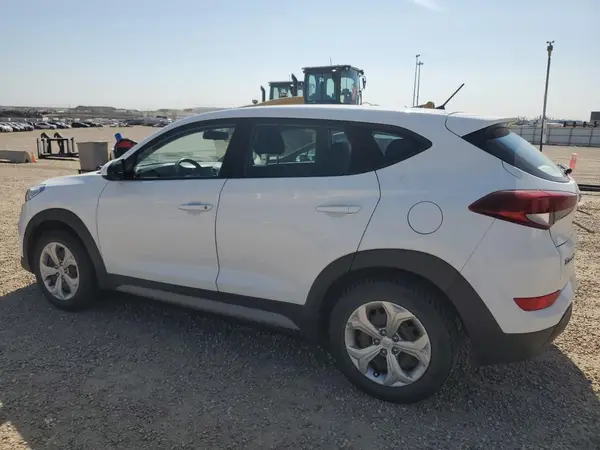 KM8J23A43JU832553 2018 HYUNDAI TUCSON - Image 2