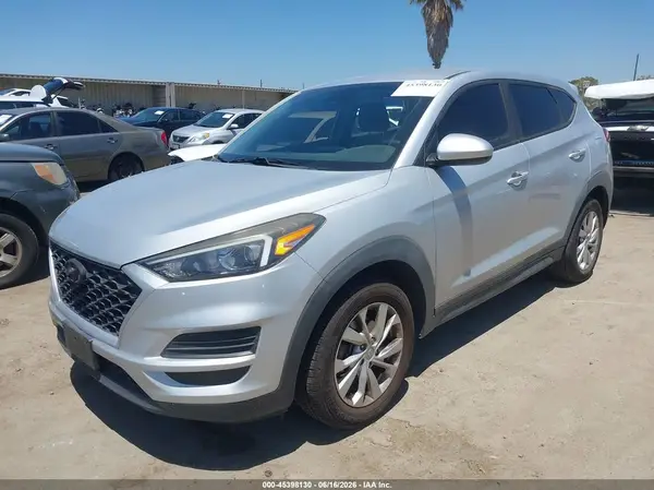 KM8J23A43KU004763 2019 HYUNDAI TUCSON - Image 2
