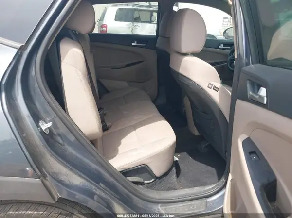 KM8J23A43KU037147 2019 HYUNDAI TUCSON - Image 8