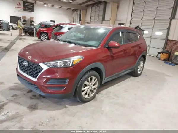 KM8J23A43KU040727 2019 HYUNDAI TUCSON - Image 2