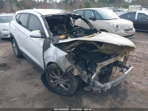KM8J23A43KU859611 2019 HYUNDAI TUCSON - Image 1