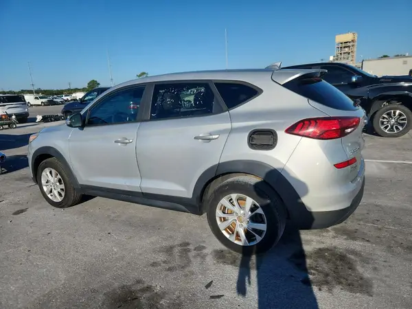 KM8J23A43KU880975 2019 HYUNDAI TUCSON - Image 2