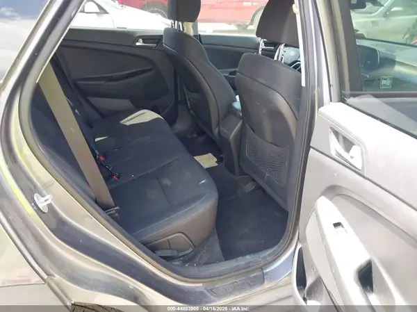 KM8J23A43KU893614 2019 HYUNDAI TUCSON - Image 8