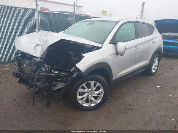 KM8J23A43KU902179 2019 HYUNDAI TUCSON - Image 2