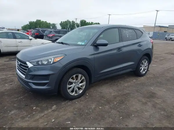 KM8J23A43KU909052 2019 HYUNDAI TUCSON - Image 2