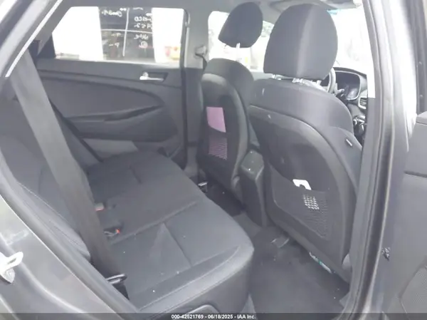 KM8J23A43KU909052 2019 HYUNDAI TUCSON - Image 8