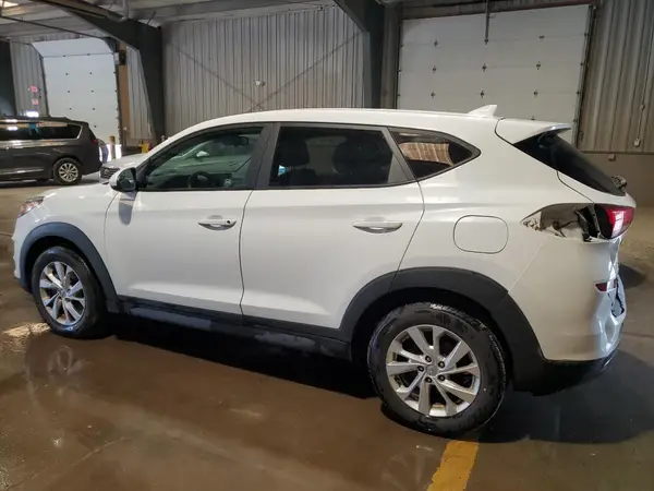 KM8J23A43KU932587 2019 HYUNDAI TUCSON - Image 2