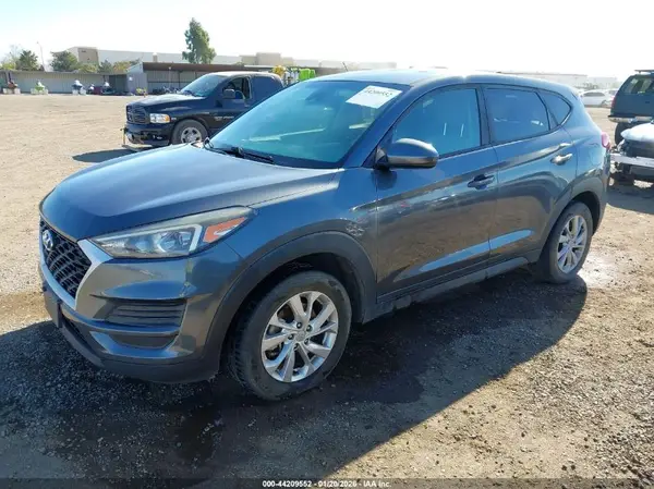 KM8J23A43KU933819 2019 HYUNDAI TUCSON - Image 2