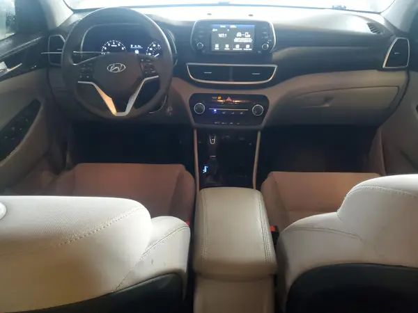 KM8J23A43KU952581 2019 HYUNDAI TUCSON - Image 8