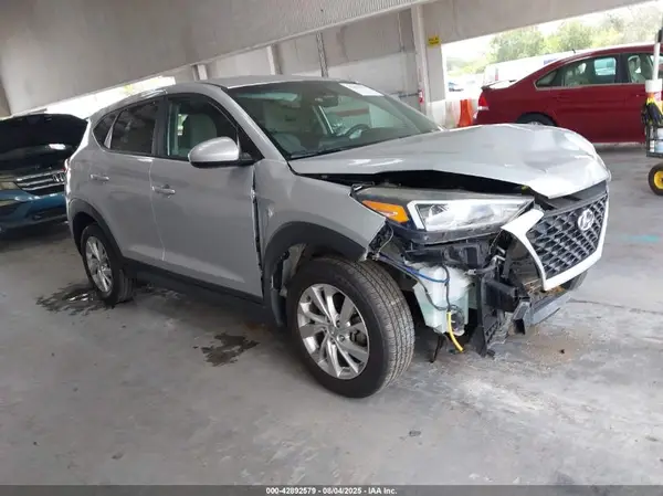 KM8J23A43KU954699 2019 HYUNDAI TUCSON - Image 1