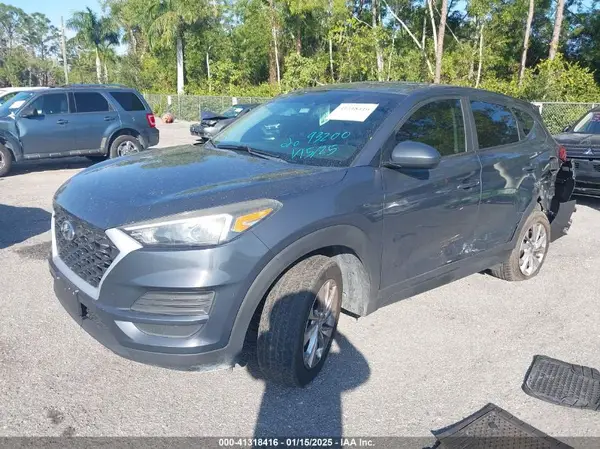 KM8J23A43KU957196 2019 HYUNDAI TUCSON - Image 2