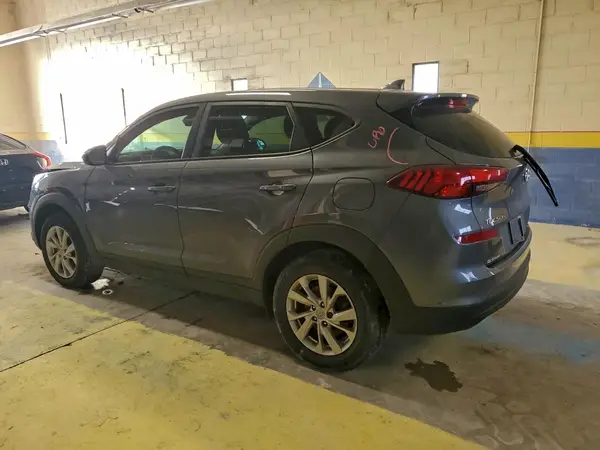 KM8J23A43KU979683 2019 HYUNDAI TUCSON - Image 2