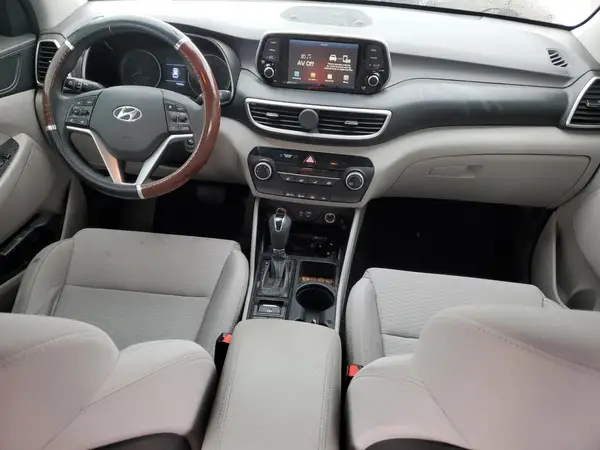 KM8J23A43MU327133 2021 HYUNDAI TUCSON - Image 8