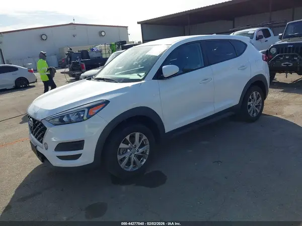 KM8J23A43MU339976 2021 HYUNDAI TUCSON - Image 2