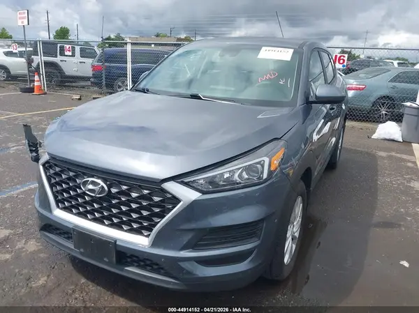 KM8J23A43MU365252 2021 HYUNDAI TUCSON - Image 2