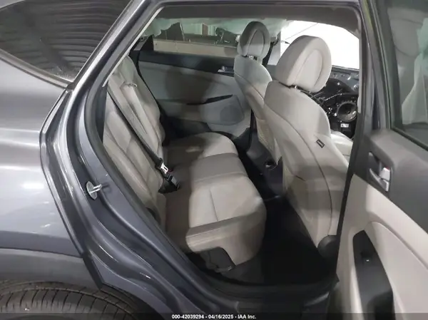 KM8J23A44GU021739 2016 HYUNDAI TUCSON - Image 8