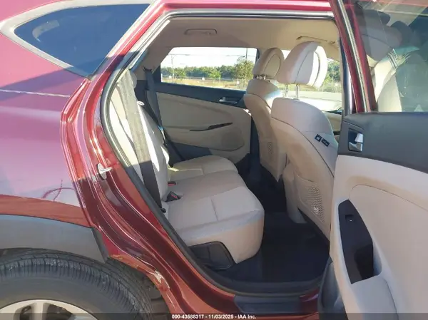 KM8J23A44GU024141 2016 HYUNDAI TUCSON - Image 8