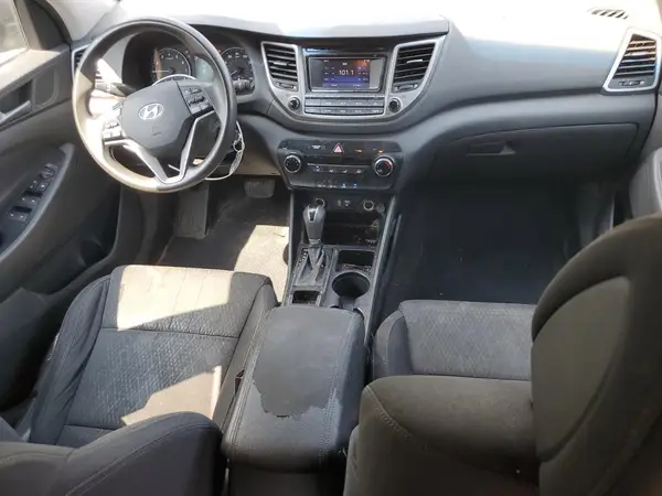 KM8J23A44GU024320 2016 HYUNDAI TUCSON - Image 8