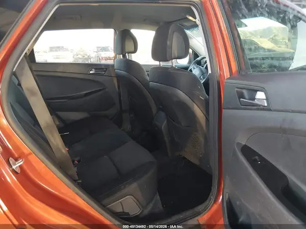 KM8J23A44GU115958 2016 HYUNDAI TUCSON - Image 8