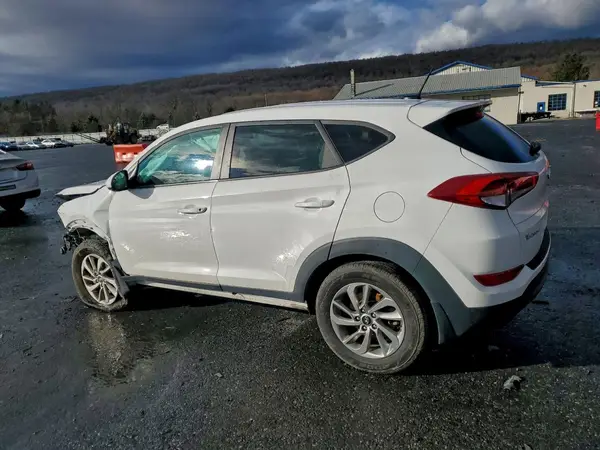 KM8J23A44GU180082 2016 HYUNDAI TUCSON - Image 2