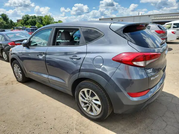 KM8J23A44GU180955 2016 HYUNDAI TUCSON - Image 2