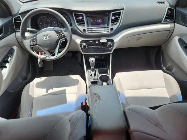 KM8J23A44GU180955 2016 HYUNDAI TUCSON - Image 8