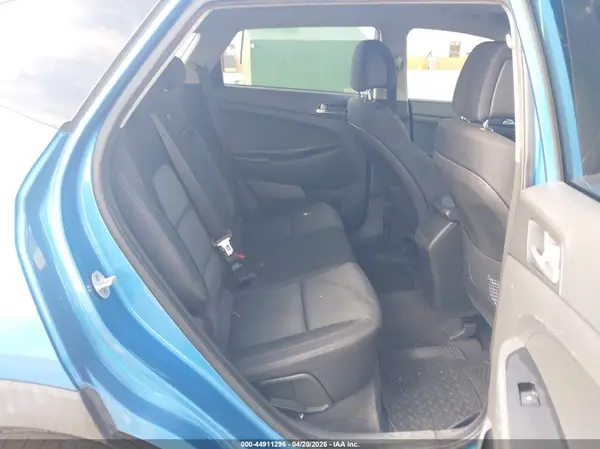 KM8J23A44GU181829 2016 HYUNDAI TUCSON - Image 8