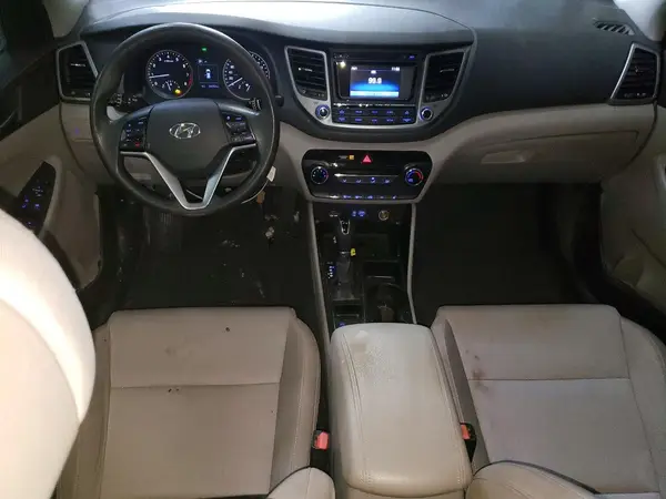KM8J23A44GU186657 2016 HYUNDAI TUCSON - Image 8