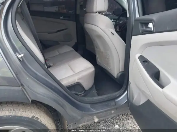 KM8J23A44GU229913 2016 HYUNDAI TUCSON - Image 8