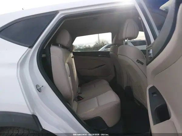 KM8J23A44GU233542 2016 HYUNDAI TUCSON - Image 8