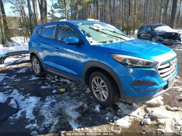 KM8J23A44HU254537 2017 HYUNDAI TUCSON - Image 1