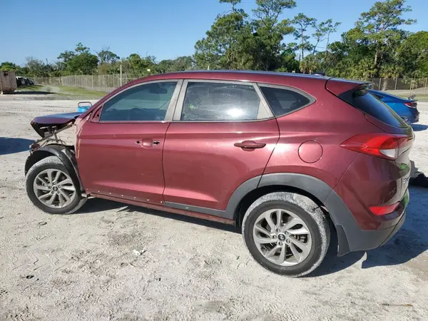 KM8J23A44HU254702 2017 HYUNDAI TUCSON - Image 2