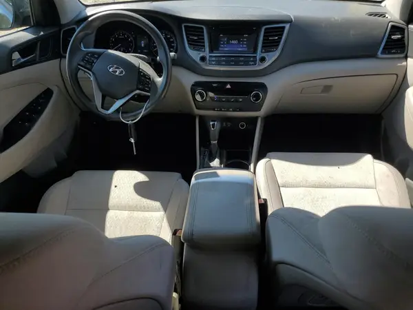 KM8J23A44HU272214 2017 HYUNDAI TUCSON - Image 8