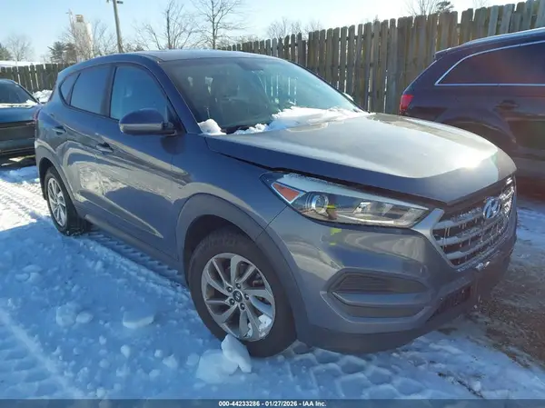 KM8J23A44HU290504 2017 HYUNDAI TUCSON - Image 1