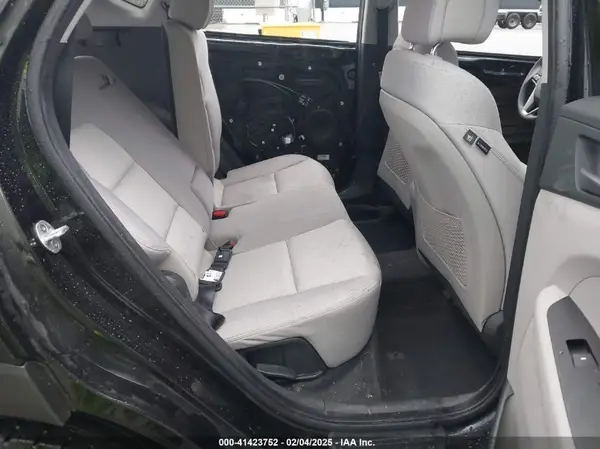 KM8J23A44HU331441 2017 HYUNDAI TUCSON - Image 8