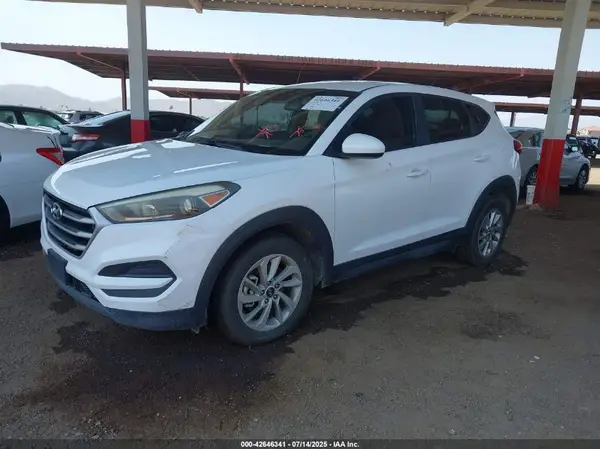KM8J23A44HU346084 2017 HYUNDAI TUCSON - Image 2