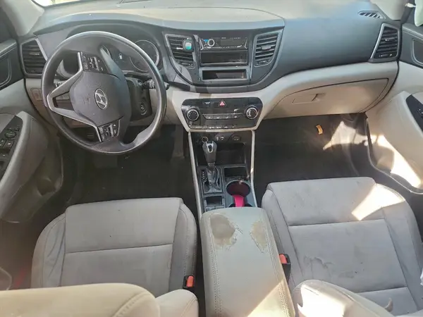KM8J23A44HU356064 2017 HYUNDAI TUCSON - Image 8