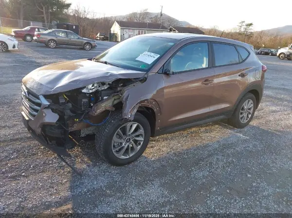 KM8J23A44HU391736 2017 HYUNDAI TUCSON - Image 2