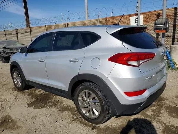 KM8J23A44HU413671 2017 HYUNDAI TUCSON - Image 2